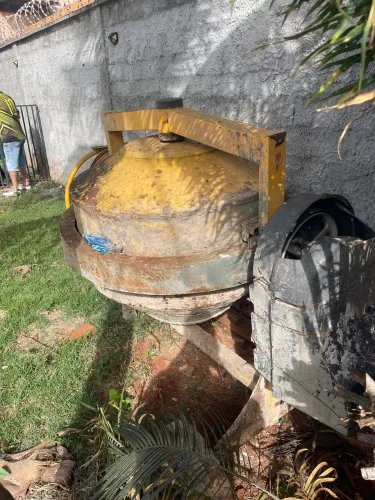 Betoneira 400 litros 
