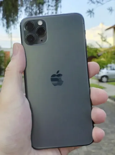 IPHONE 11 Pro Max - Celular Usado em Perfeito Estado 
