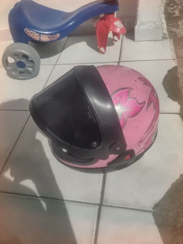 Capacete