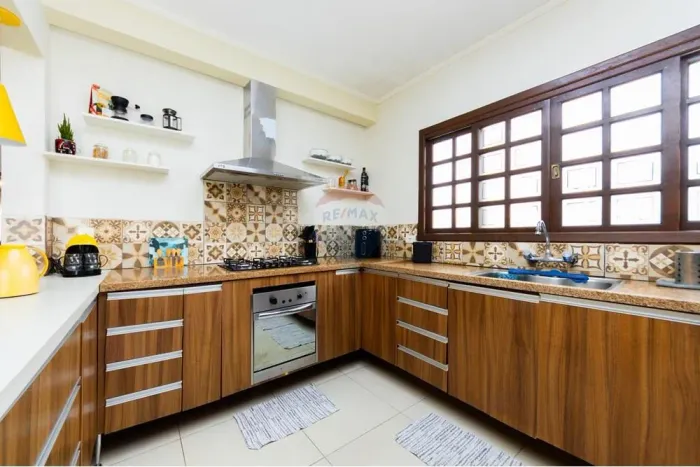 Casa de Condomínio com 3 Quartos à venda, 250m² - Paysage Vert Vargem Grande