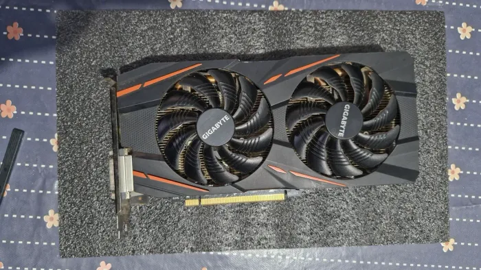 RX570