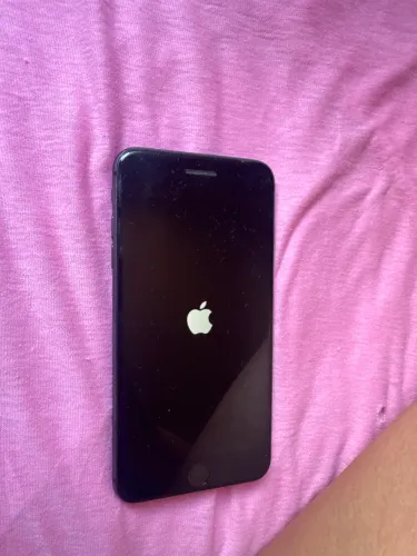 iPhone 8 PLUS 