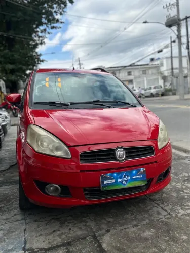 Fiat Idea Essence Dualogic 1.6 Flex 16V 5P 2011