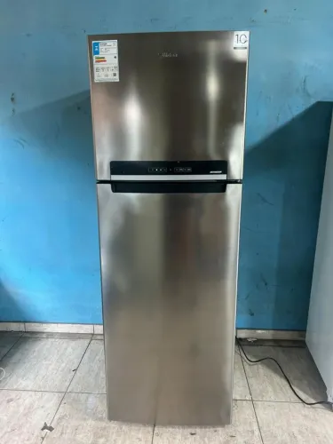 Geladeira midea, 6 meses de uso, entrega grátis