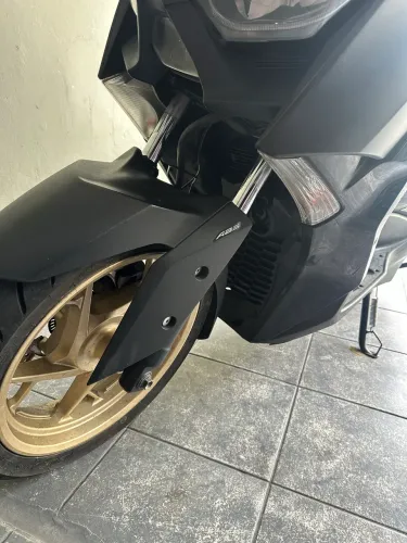 X Max