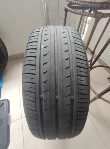 Pneu Yokohama BluEarth ES32 215/55 R17 94V