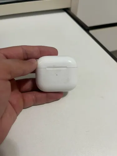 AirPods Apple oficial ( um lado não funciona bem ) 