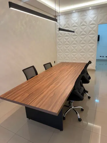 Mesa de Reunião 2,70m x 1,00m - Excelente Estado