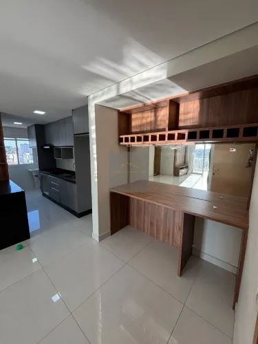Apartamento à venda no Centro de Indaiatuba-SP: 3 quartos, 1 suíte, 2 salas, 2 vagas de ga