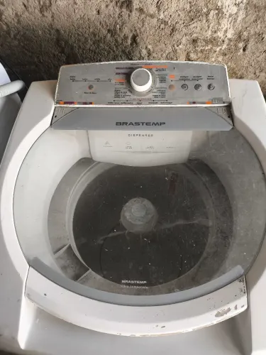 Máquina de lavar 11 kg Brastemp funcionando perfeitamente