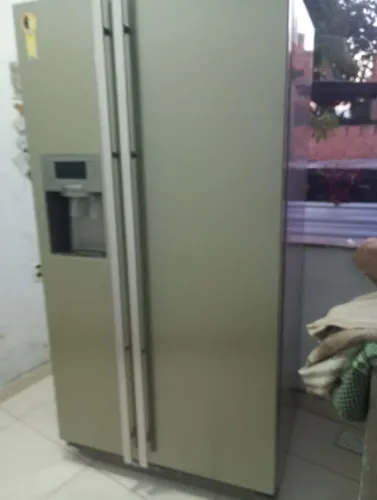 Venda Geladeira Moderna (Placa queimada)