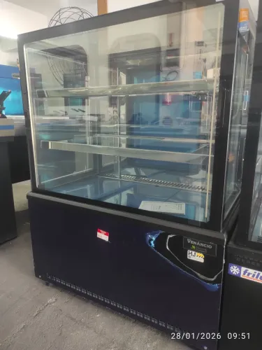 Bh vitrine padaria Venâncio orçamento 