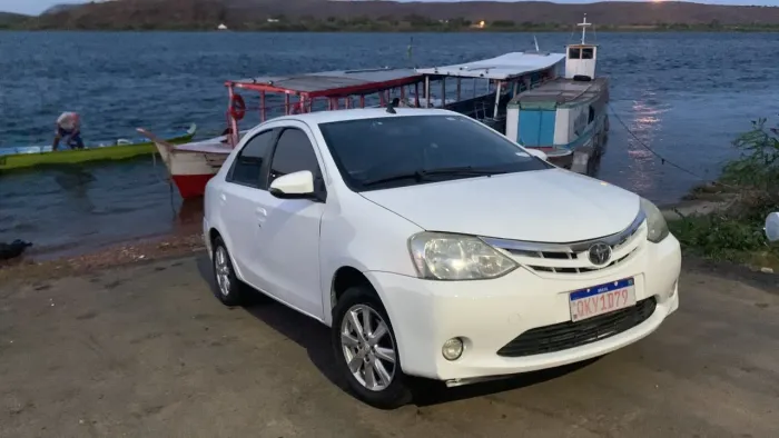 Toyota Etios XLS Sedan 1.5 Flex 16V 4P Aut. 2017
