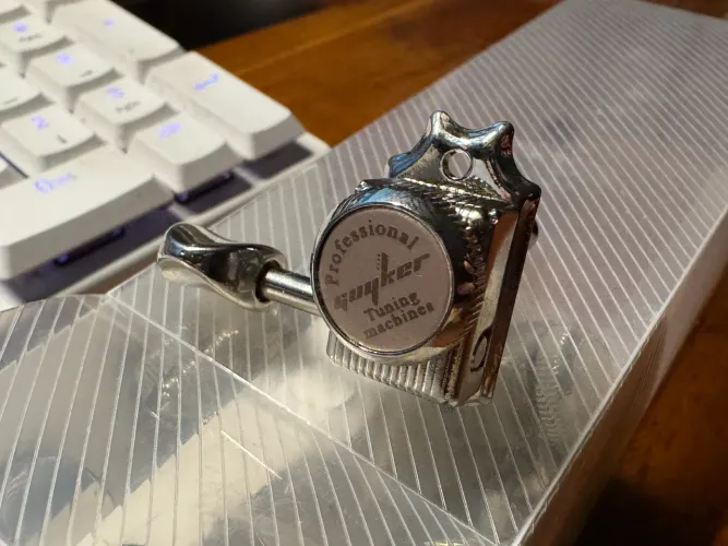 Tarrachas Guyker com trava - Vintage 6R