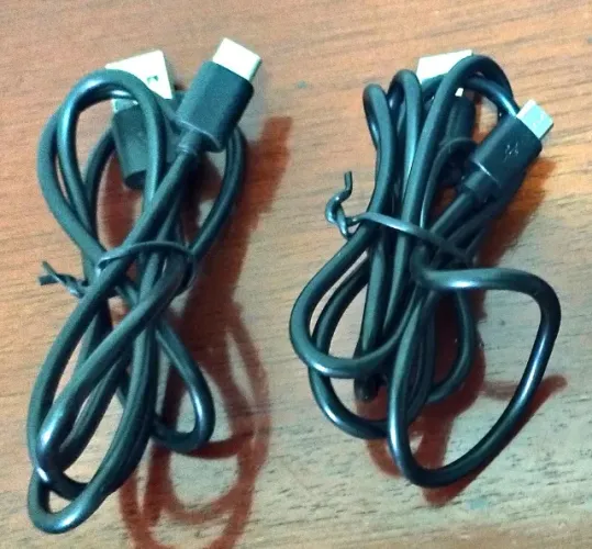 Kit 2 Carregadores USB Tipos C e V8