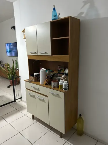 Estante compacta para cozinha 
