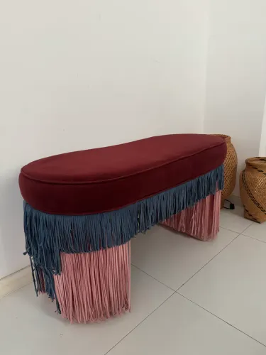 Banco Estofado Veludo Franjas 