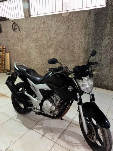 Yamaha Fazer 250 - 2013