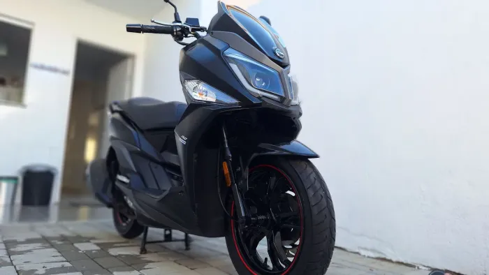 Scooter Cruisym 150cc segundo dono baixo km