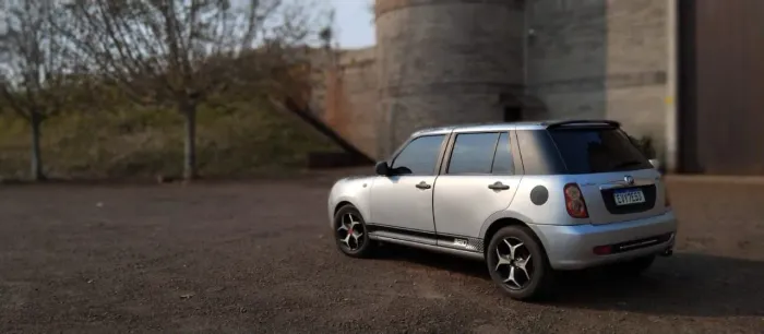 Lifan 320 Elite 1.3 16V 88cv 5P 2012
