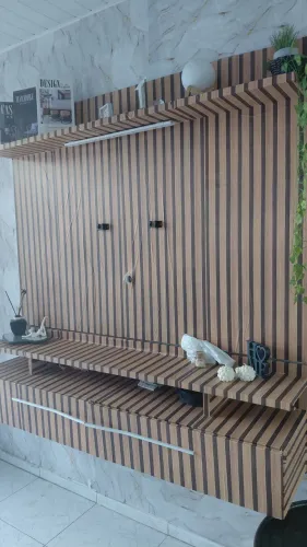 Vendo painel de sala