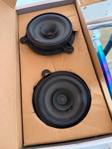 Kit de som automotivo para Sandero
