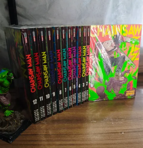 Mangas Chainsaw Man volumes 1 até 12