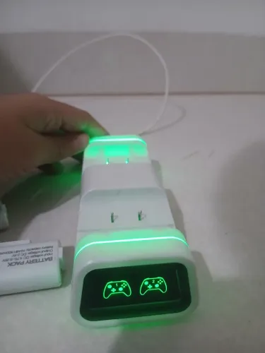 Base carregadora led XBOX ONE/SERIES