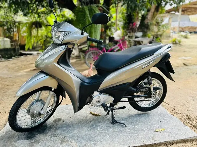 Honda Biz 110i 2023 - Apenas 925 km Rodados (Raridade!)