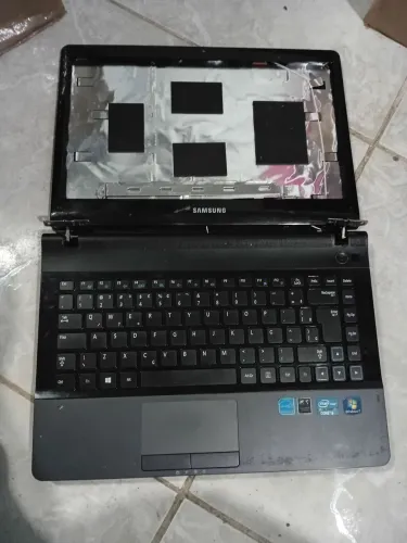 Carcaça completa notebook Samsung np300e4a 
