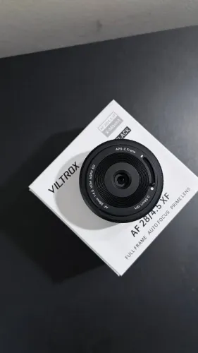 Lente Pancake Viltrox 28mm f/4.5 AF para Fujifilm