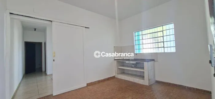 Casa com 01 quarto para alugar no Jardim América em Sorocaba/SP.