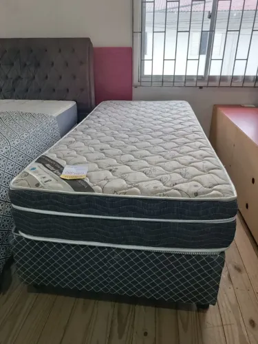 Cama box de solteiro