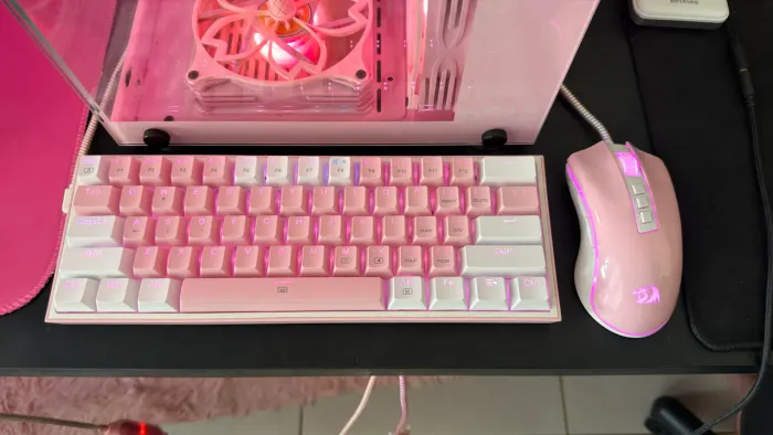 Kit Teclado e Mouse Redragon rosa e branco