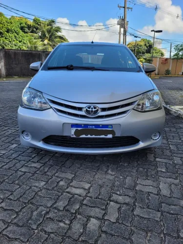 Toyota Etios X 1.3 Flex 16V 5P Mec. 2015