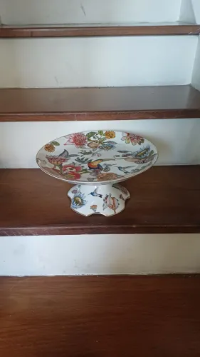 Fruteira centro de mesa louça fina com ouro