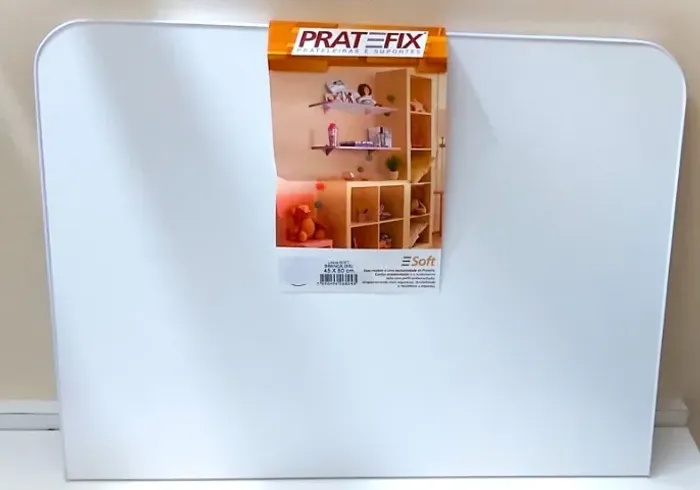 Prateleira Nova, Branca, 45x60cm. Marca: Platefix, Modelo: SOFT, acabamento emborrachado.