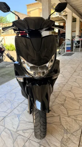 Scooter fluo 125