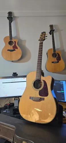 Takamine P5DC com CTP3 e CT4-BII à sua disposição.
