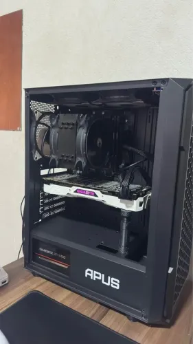 PC Gamer Ryzen 7 5700X + 16GB RAM (Sem placa de vídeo)