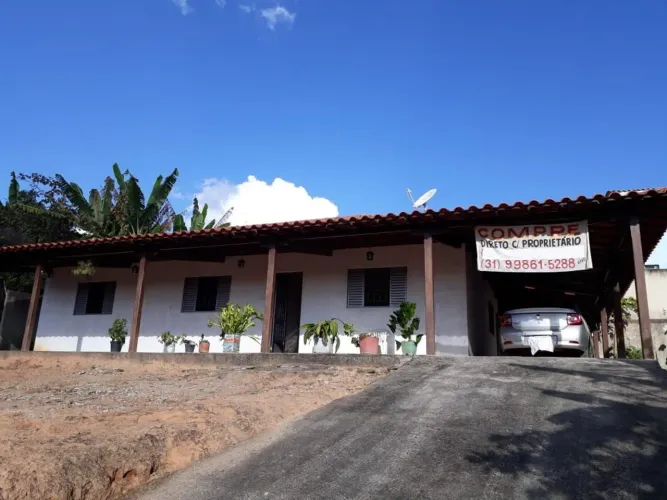 VENDO ÓTIMA CASA MOBILIADA EM ANDIROBA 