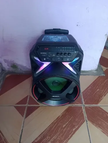 eu estou vendendo caixa de som valor 350 reais falar com Arlete Bosco