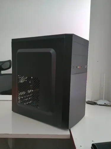PC moderno - 6GB DDR4 + 500GB Armazenamento