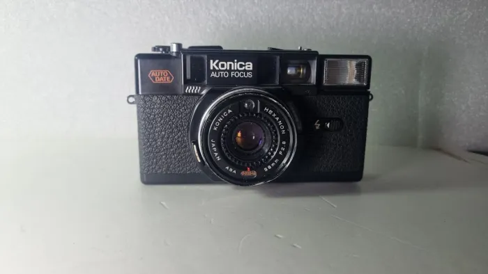 Câmera analógica Konica C35AF2D !...linda!...raridade!!!!!