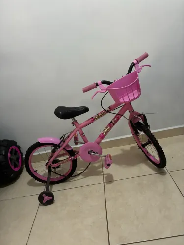 Bicicleta Infantil Minnie Mouse Aro 16 Rosa com Cestinha e Rodinhas