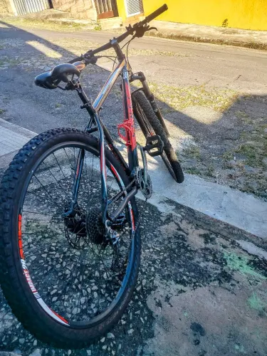 BICICLETA ARO 29 | 27 MARCHAS | PRONTA PARA PEDALAR!