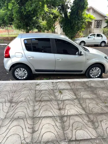 Renault Sandero Privilège Hi-flex 1.6 16V 5P AUT 2013