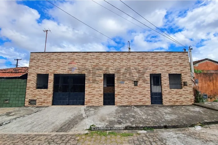MORE E GERE RENDA! CASA COM 216M² + CASA ANEXA NO CONJUNTO NOVA NATAL - NF
