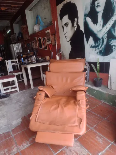 Vende-se Poltrona do Vovô 