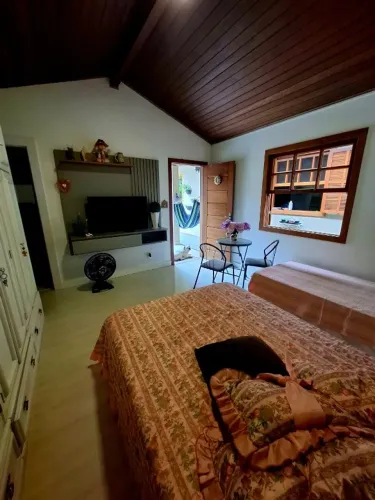 ITAIPAVA ALUGO QUARTO SUITE PETROPOLIS RJ AMBIENTE FAMILIAR